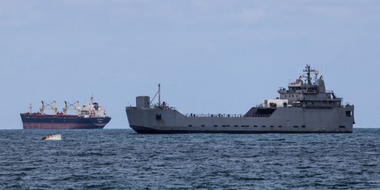 Integrantes da flotilha de ajuda à Palestina começam a ser libertados